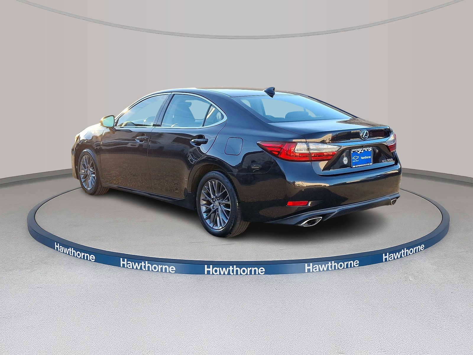 Used 2018 Lexus ES 350 w/ Ultra Luxury Package image 4