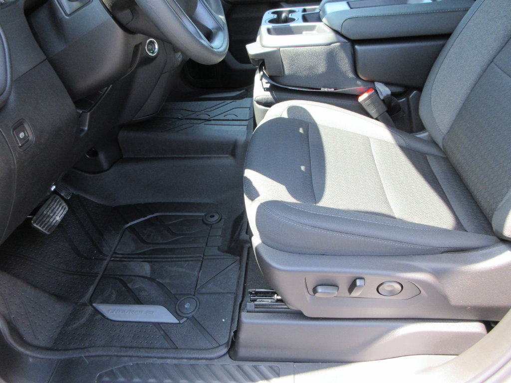 New 2026 Chevrolet Silverado 1500 Custom w/ Turbomax Blackout Package AWD/4WD image 22