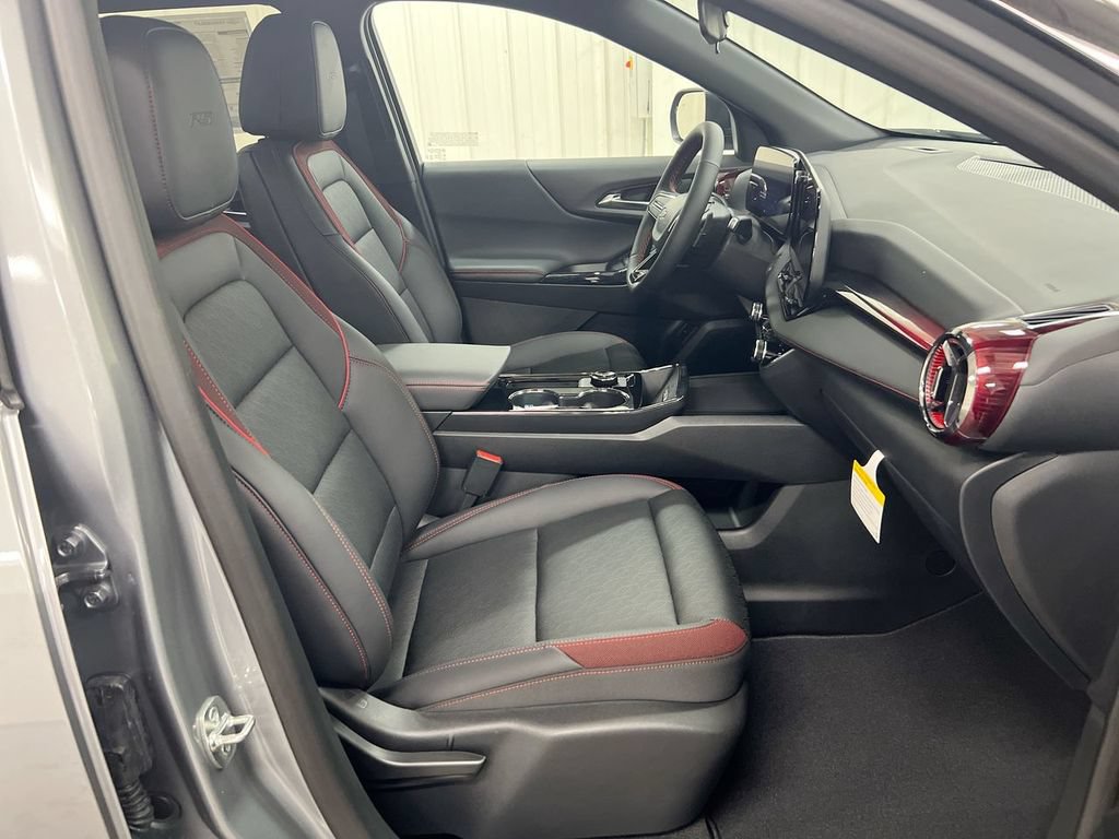 New 2027 Chevrolet Equinox RS FWD image 22