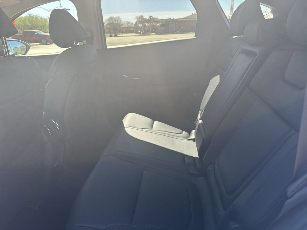 Used 2025 Hyundai Tucson Limited image 29