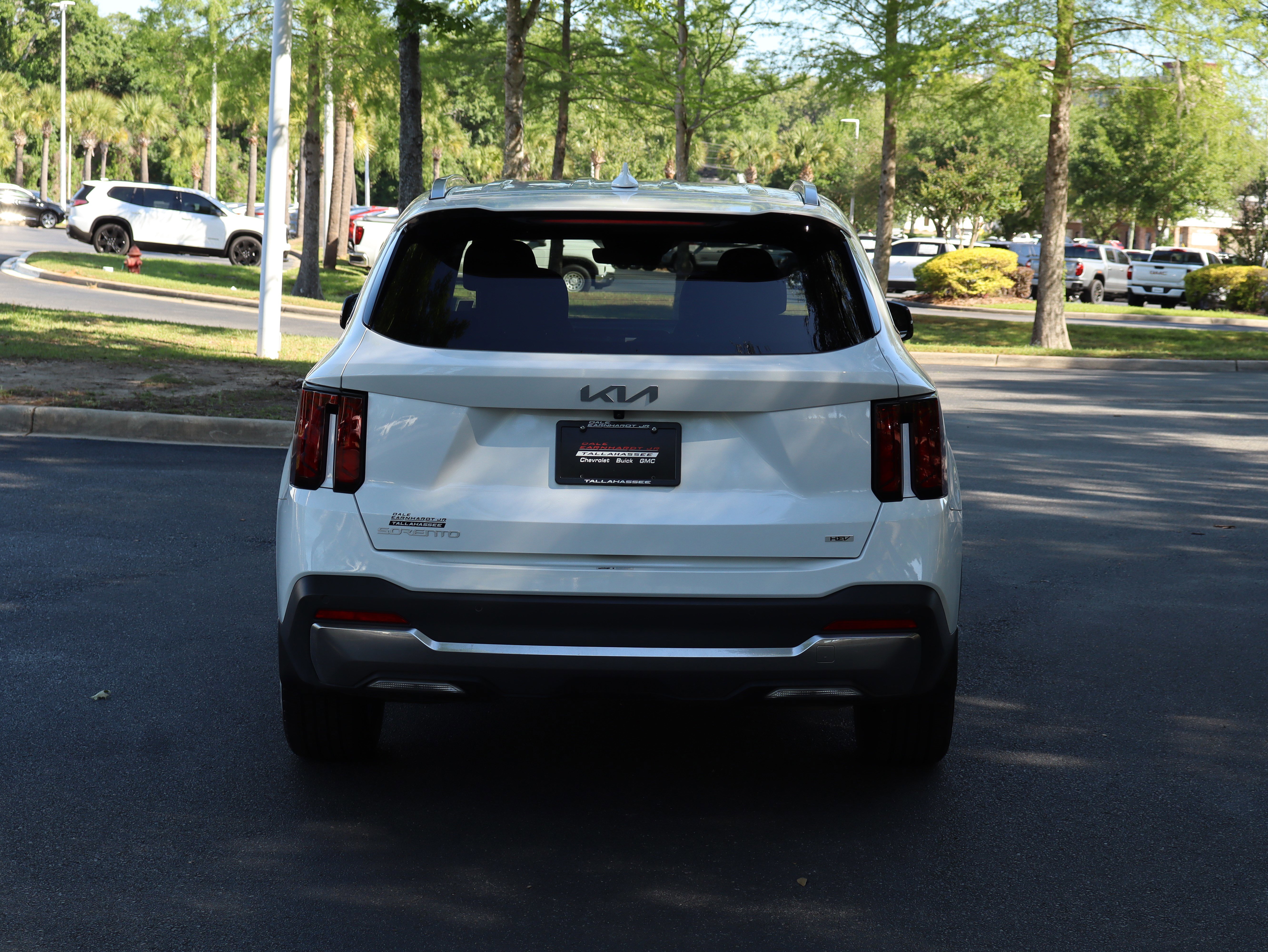 Used 2025 Kia Sorento EX image 8