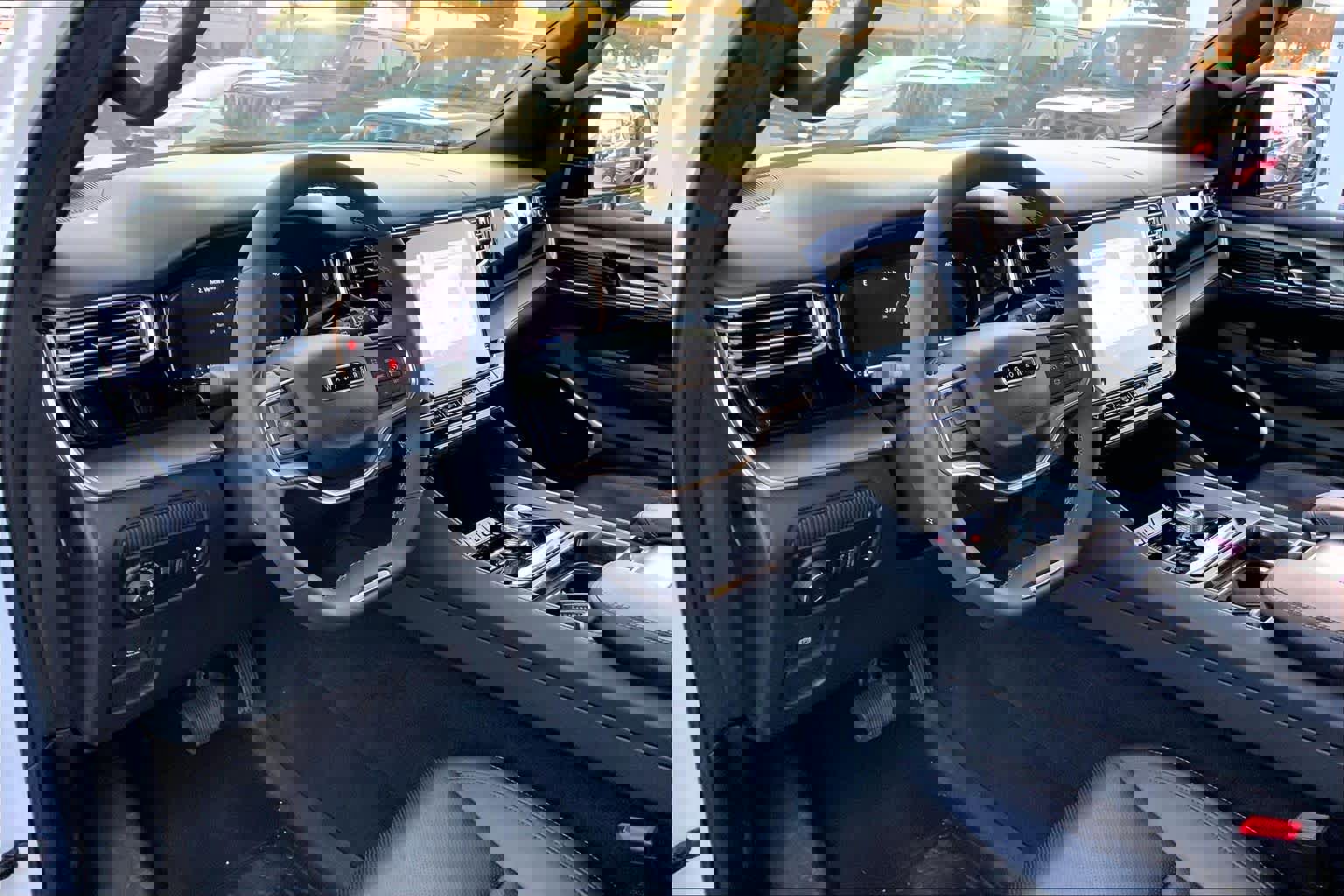 Used 2023 Jeep Wagoneer Series II image 16