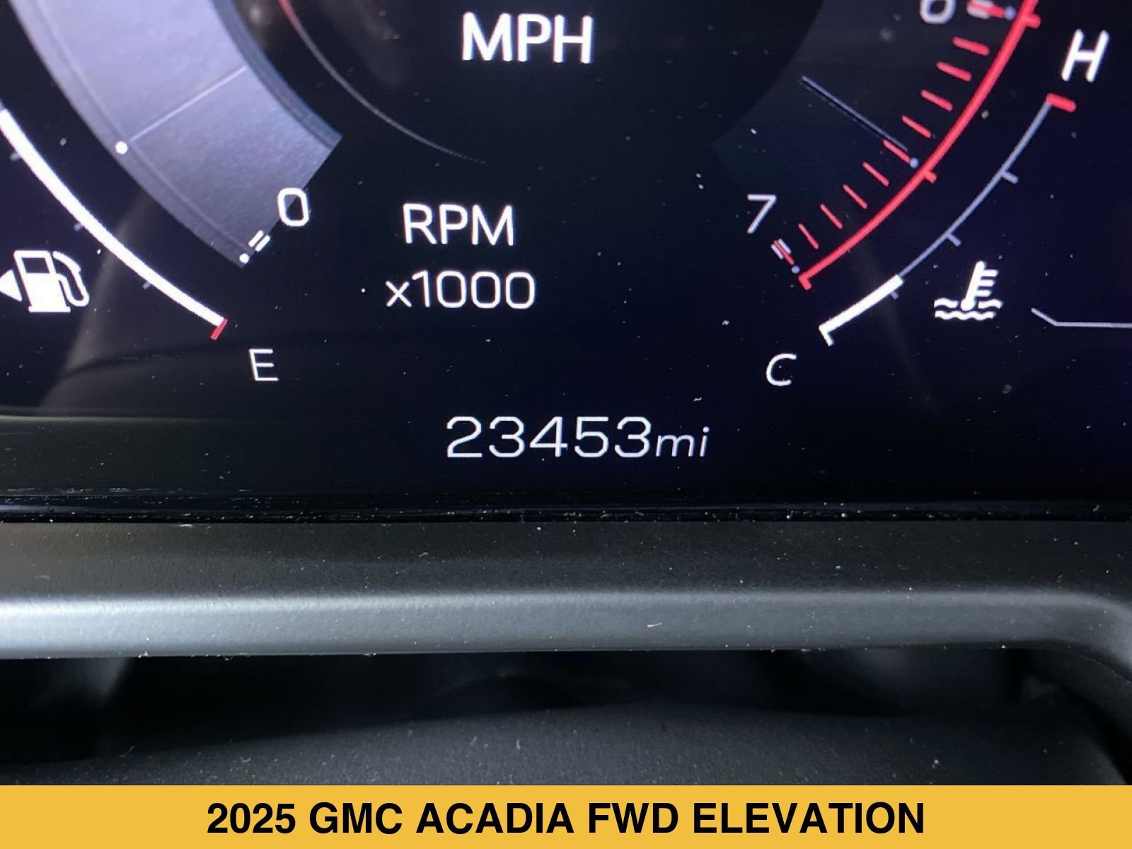 Certified 2025 GMC Acadia Elevation image 5