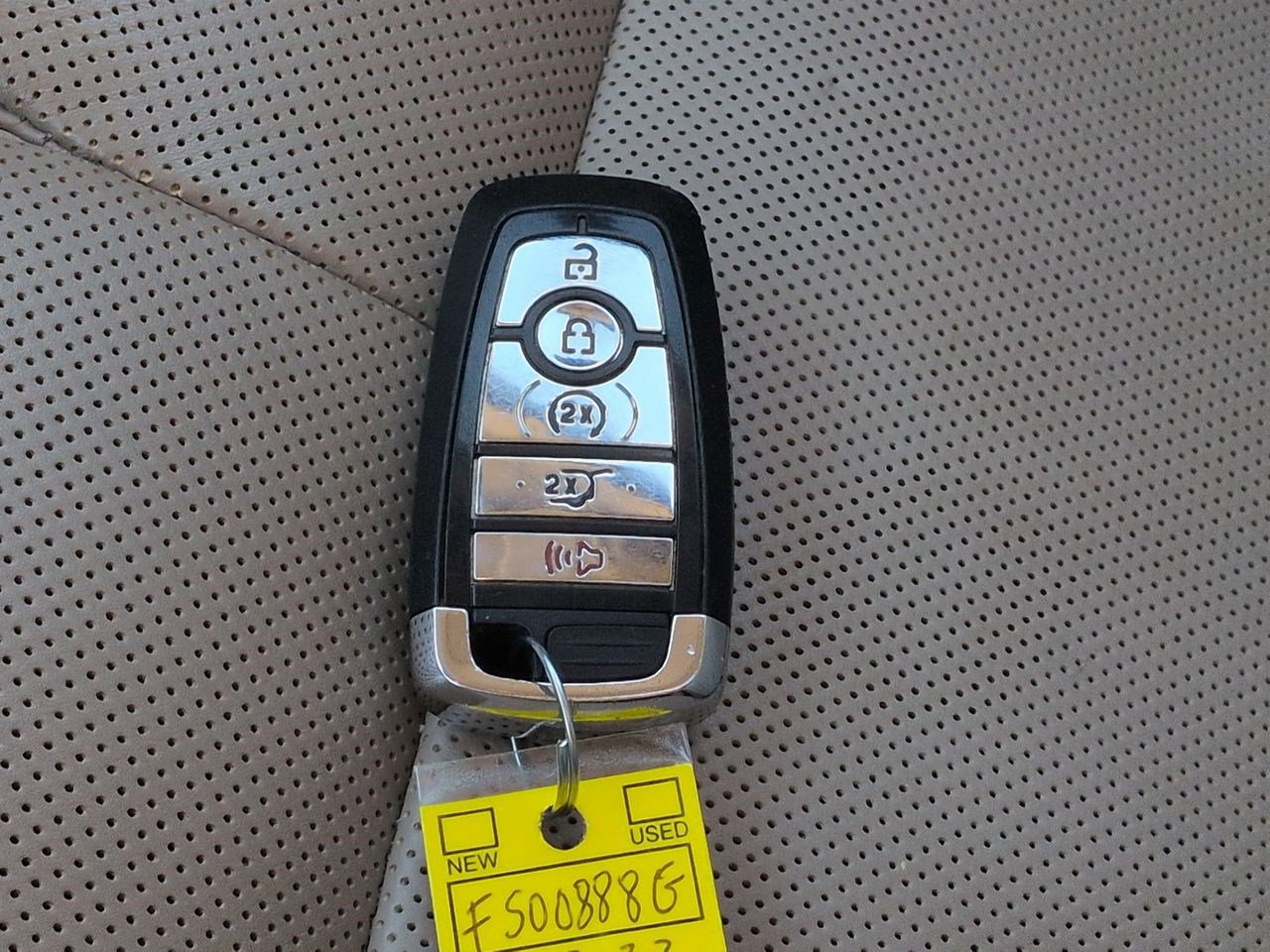 Certified 2022 Lincoln Aviator Reserve w/ Equipment Group 201A image 30