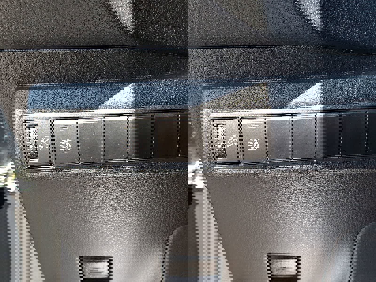 Certified 2023 Toyota Corolla LE image 29