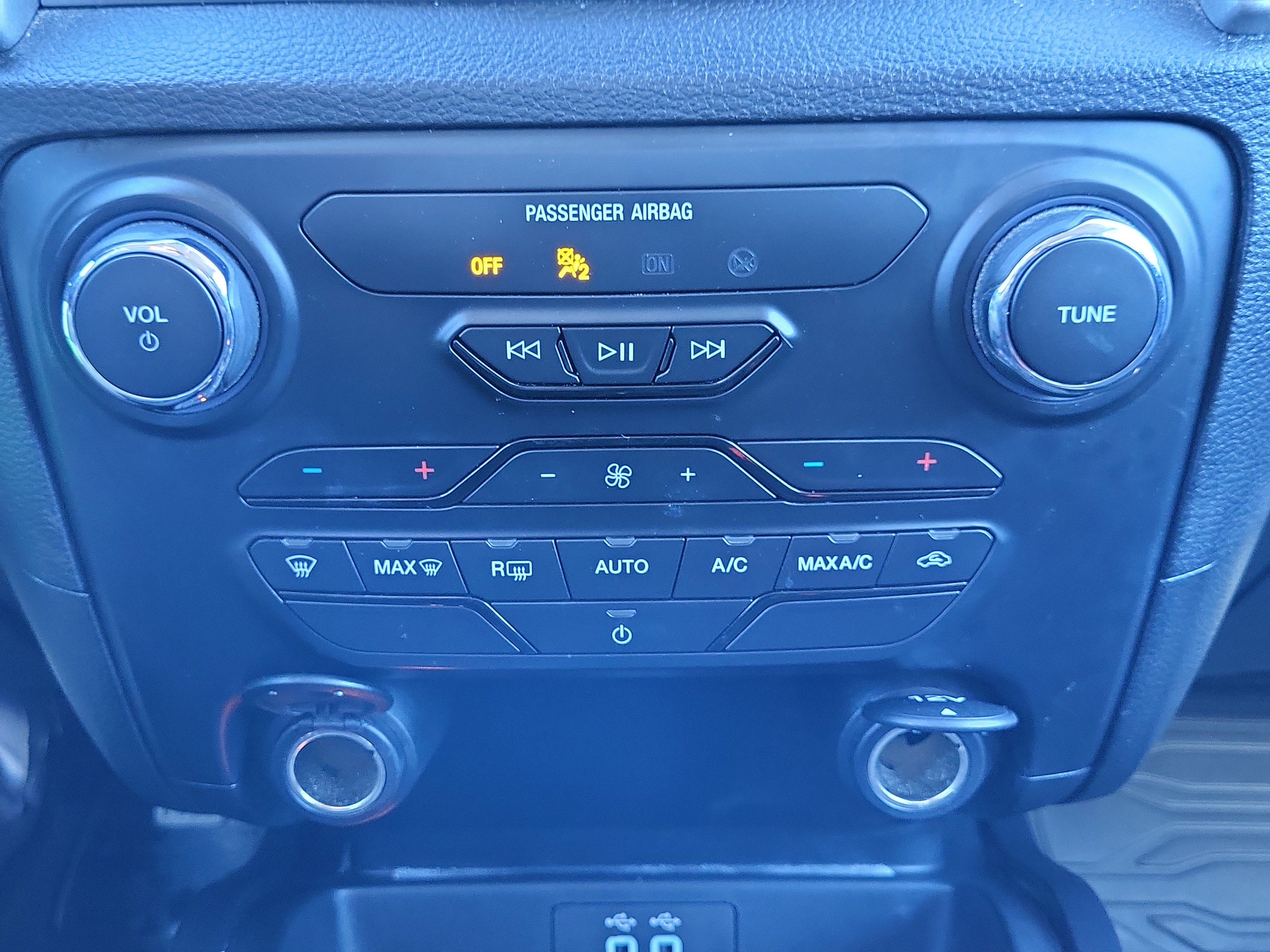 Used 2022 Ford Ranger XLT w/ Equipment Group 301A Mid image 28