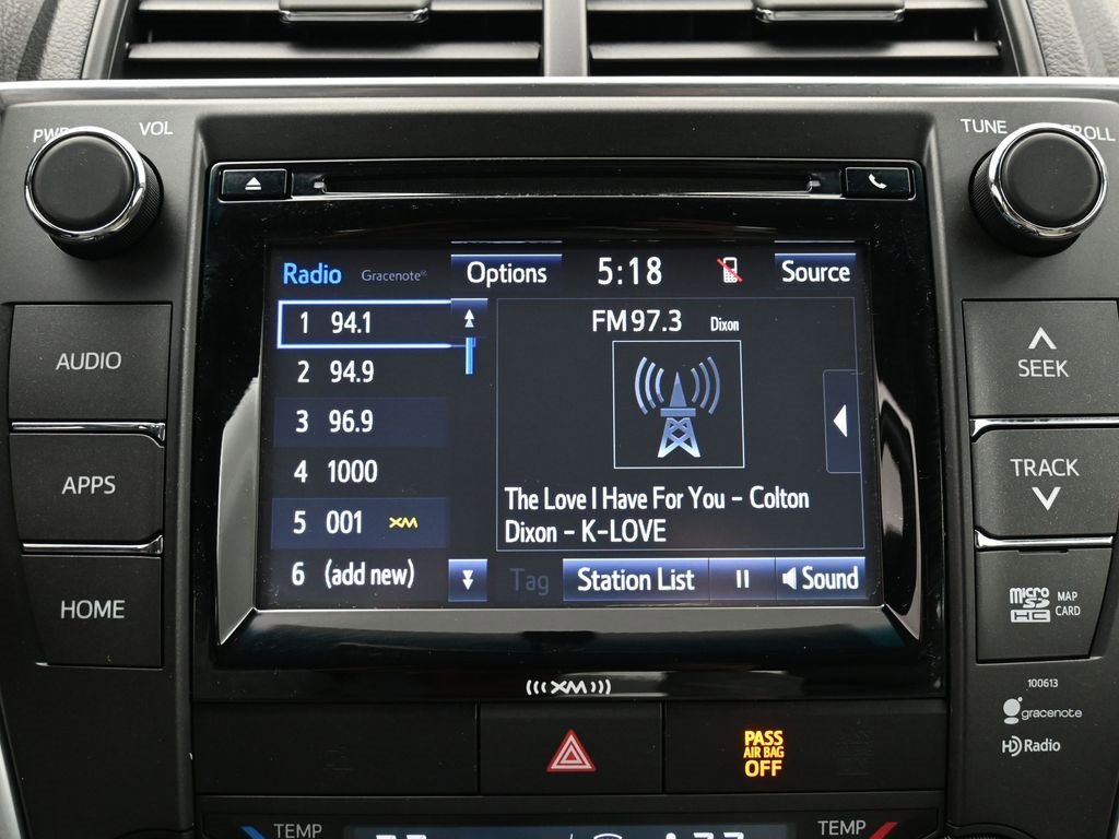 Used 2016 Toyota Camry XLE image 20