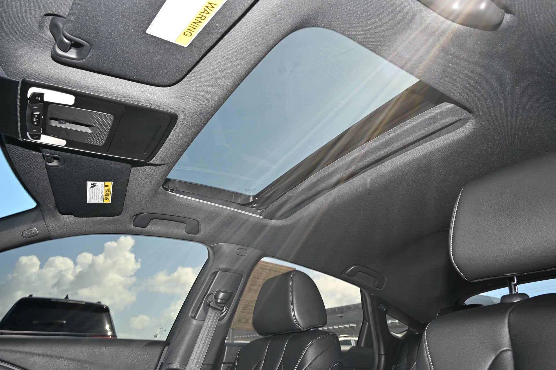 Used 2025 Acura Integra A-Spec FWD image 23