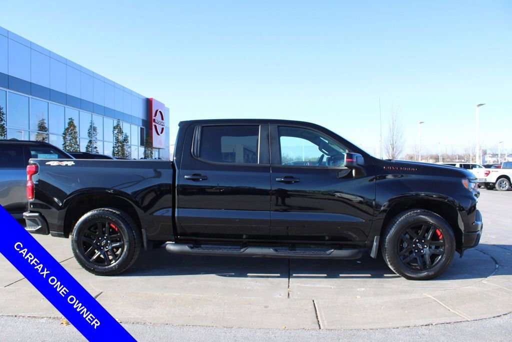 Used 2022 Chevrolet Silverado 1500 RST w/ Redline Edition image 6