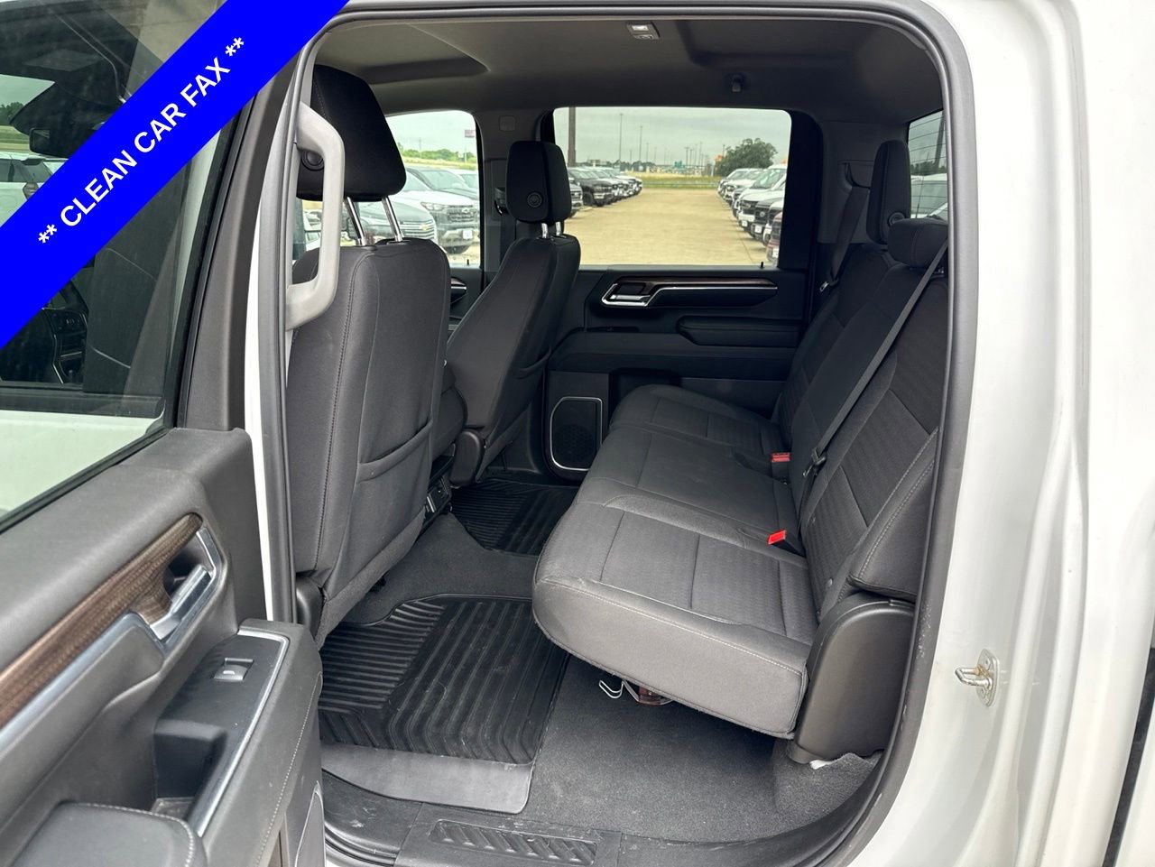 Used 2024 Chevrolet Silverado 2500 LT w/ Convenience Package AWD/4WD image 6