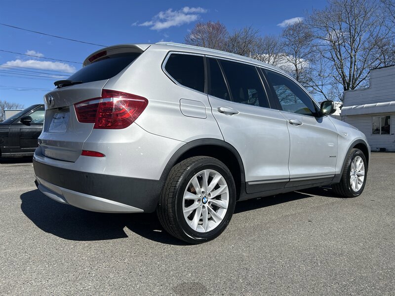 Used 2013 BMW X3 xDrive28i w/ Premium Pkg AWD/4WD image 4