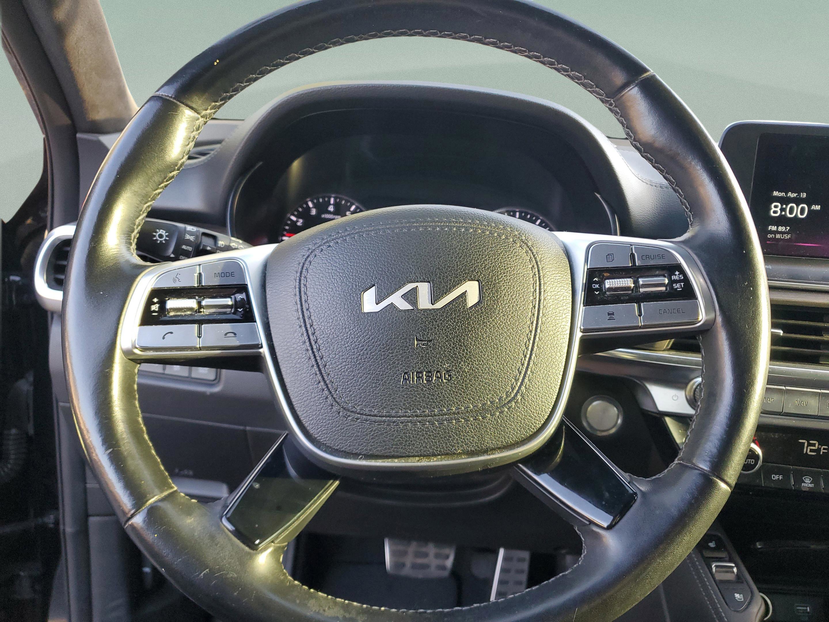 Certified 2022 Kia Telluride SX w/ SX Prestige Package image 18