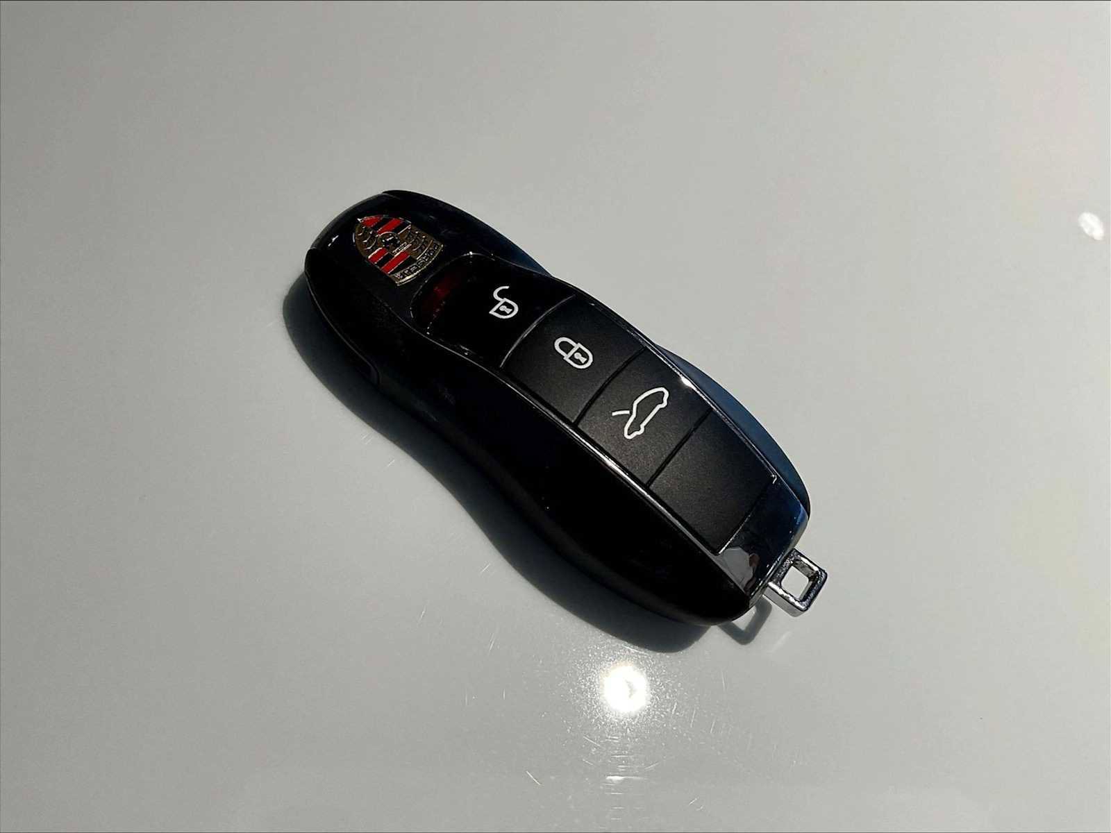 Used 2017 Porsche 911 Turbo image 35