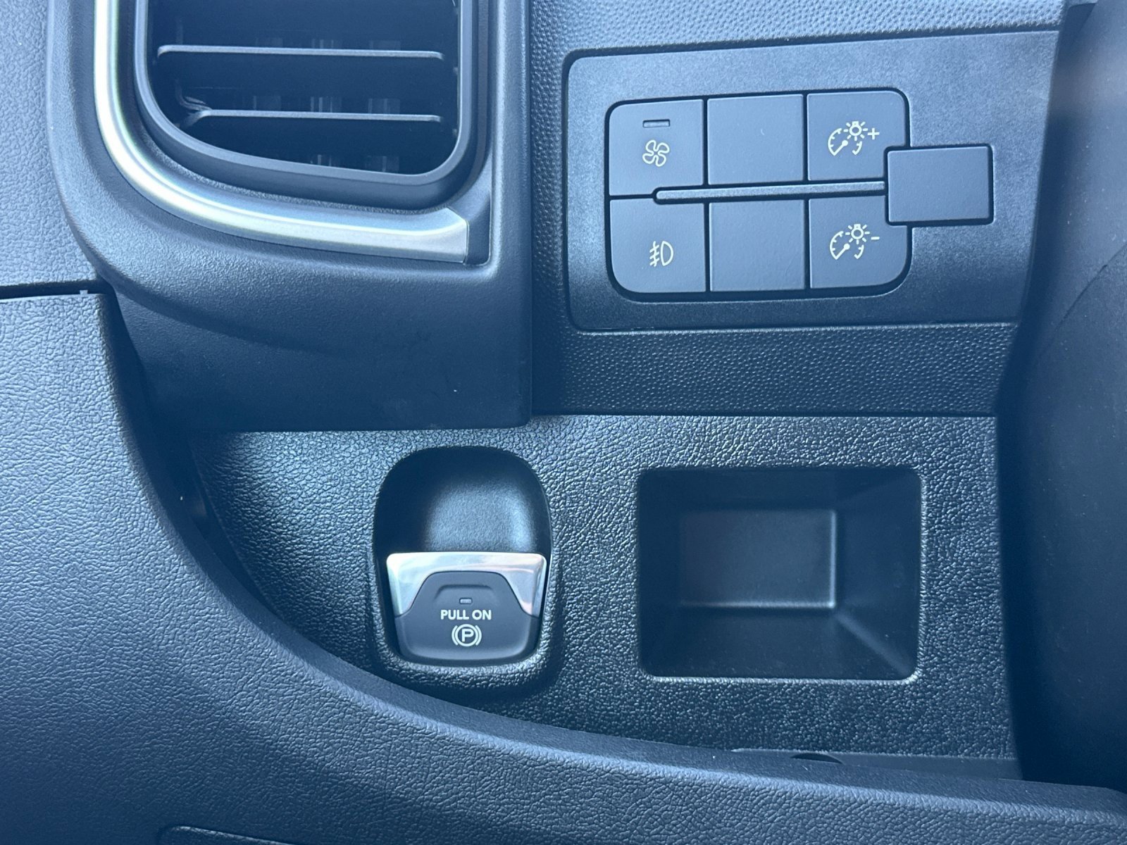 New 2026 RAM ProMaster 3500 w/ Quick Order Package 22G SLT image 22