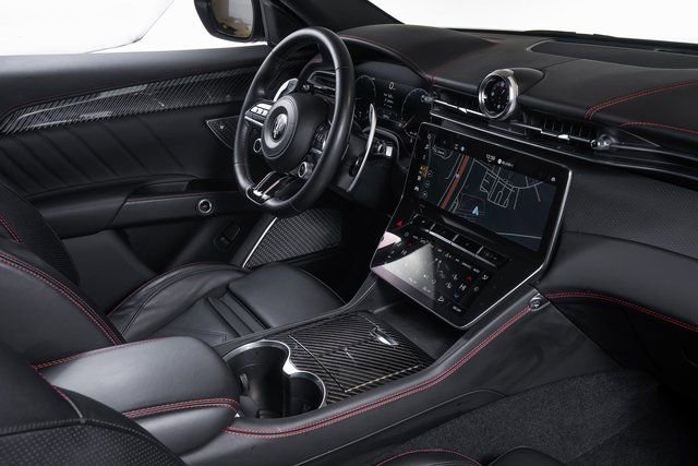 Used 2023 Maserati Grecale Modena AWD/4WD image 44