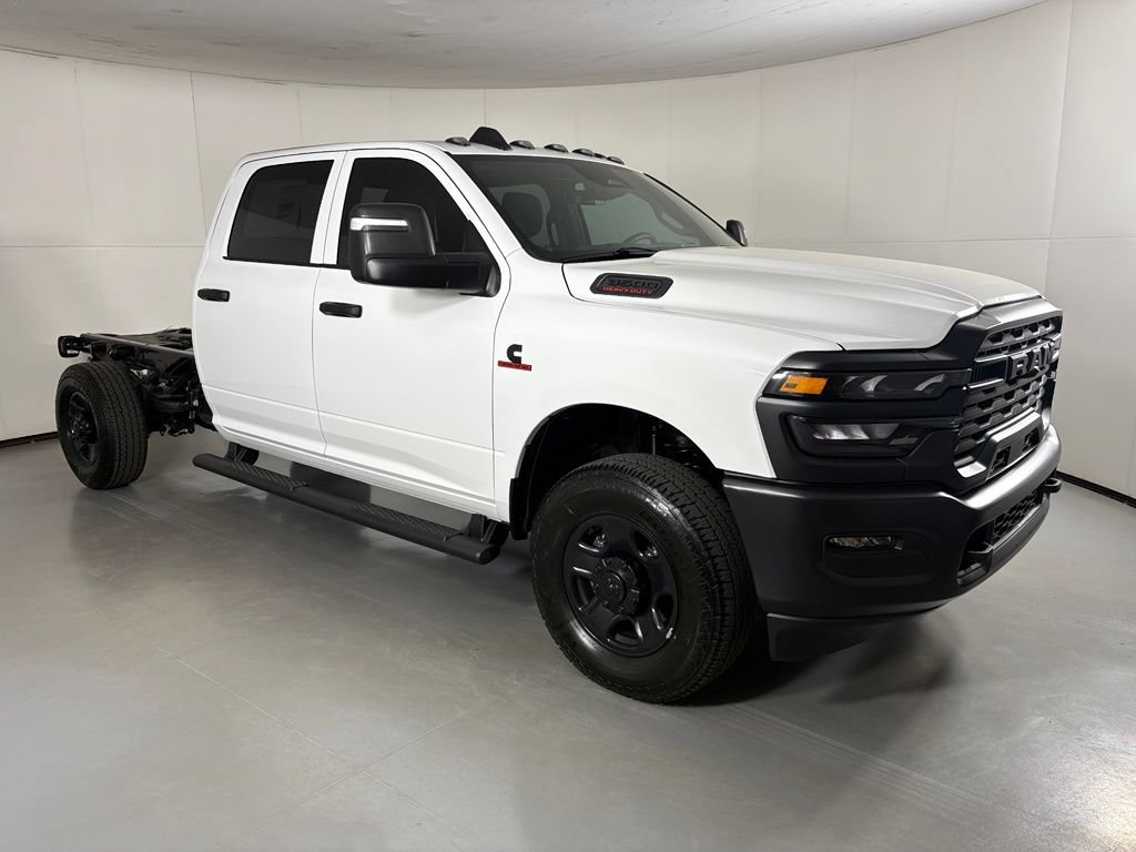 New 2026 RAM 3500 Tradesman AWD/4WD image 2