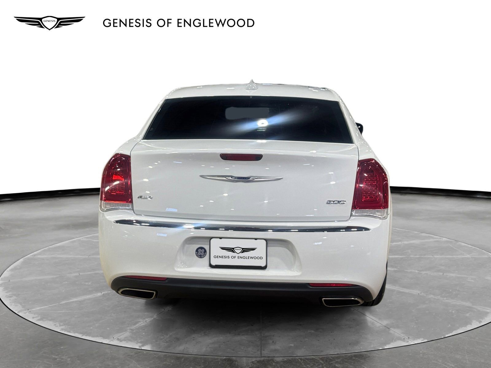 Used 2019 Chrysler 300 Limited w/ Light Group image 10