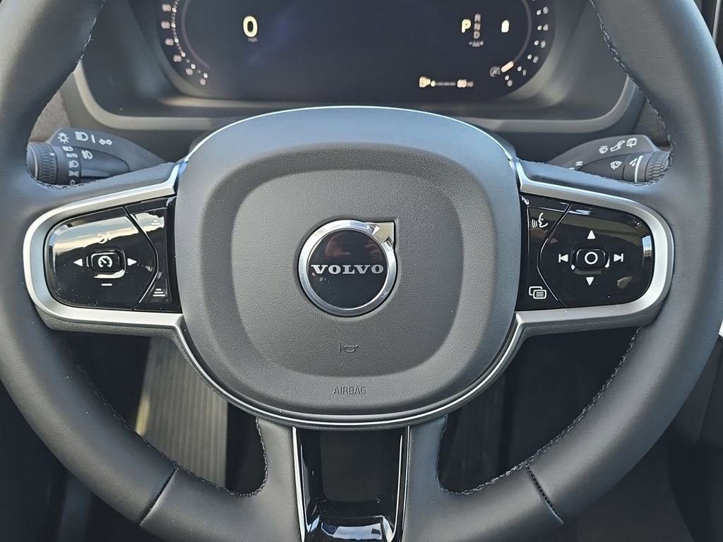 New 2026 Volvo XC90 B6 Plus w/ Protection Package AWD/4WD image 14