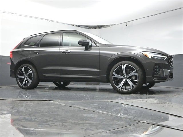 Certified 2023 Volvo XC60 B6 Ultimate w/ Protection Package Premier AWD/4WD image 33