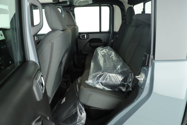 New 2026 Jeep Gladiator Sport image 17