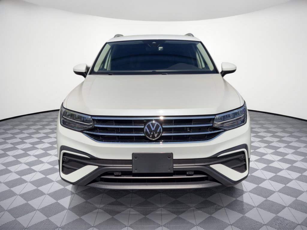 Used 2023 Volkswagen Tiguan SE FWD image 6