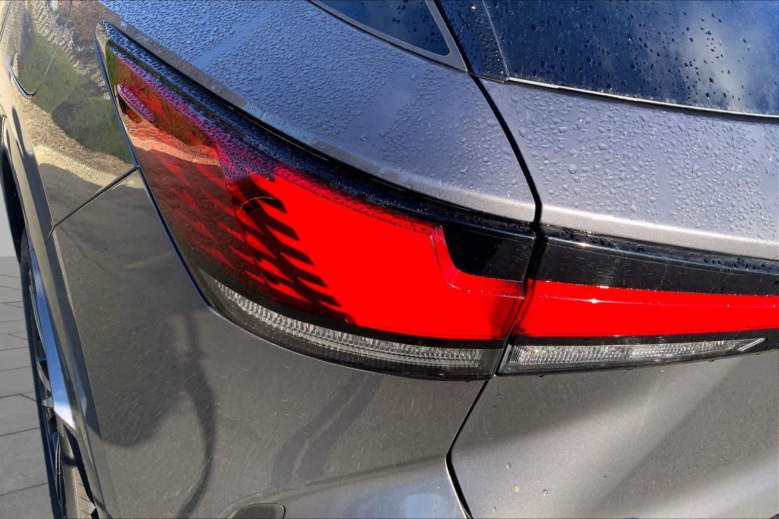 Used 2023 Lexus RX 350h w/ Accessory Package (2T) AWD/4WD image 29