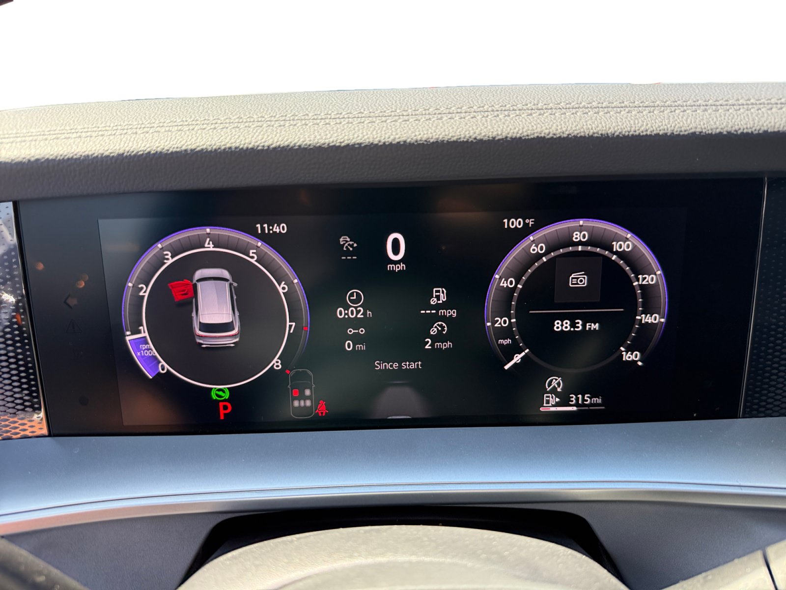 New 2026 Volkswagen Tiguan SE R-Line FWD image 11