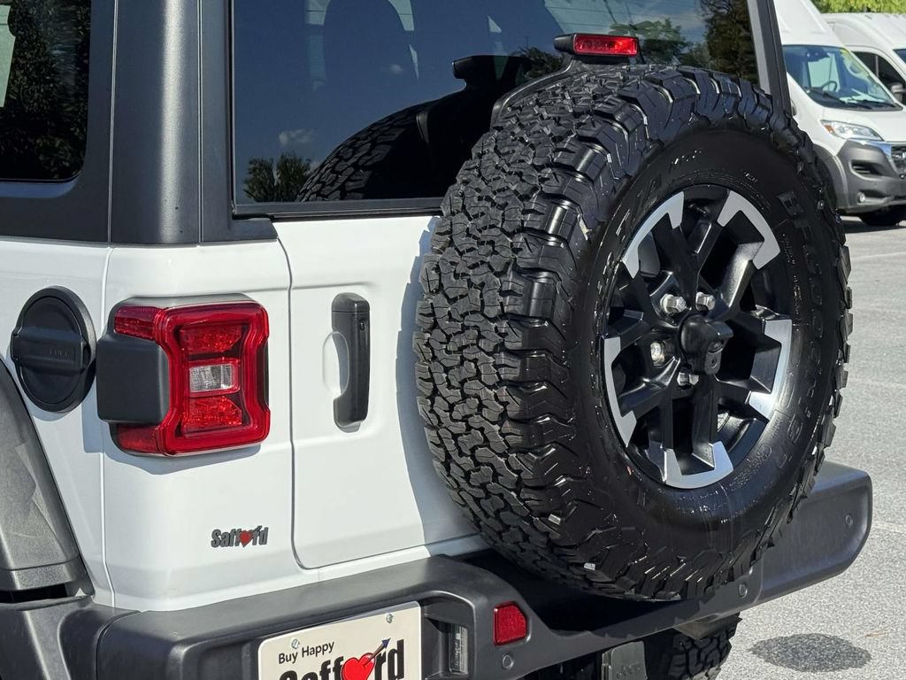 Used 2025 Jeep Wrangler Unlimited Rubicon w/ Safety Group AWD/4WD image 10