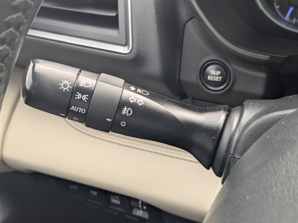 Used 2022 Subaru Ascent Touring w/ Popular Package #2A AWD/4WD image 40