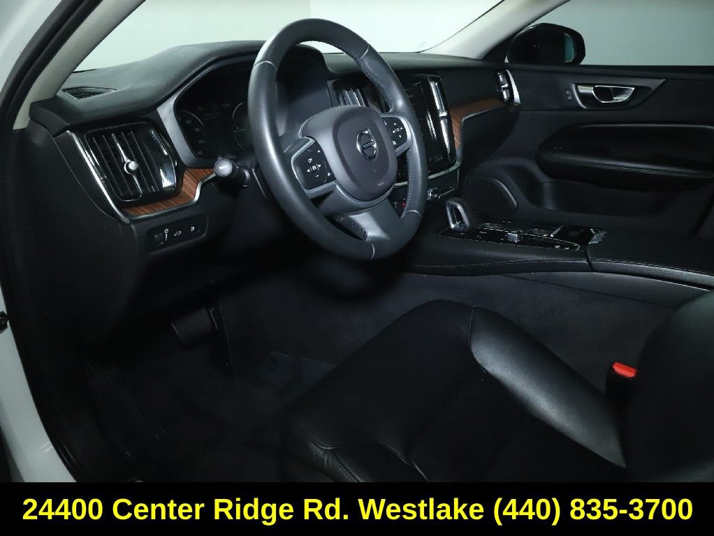 Used 2022 Volvo S60 T8 R-Design Expression AWD/4WD image 17