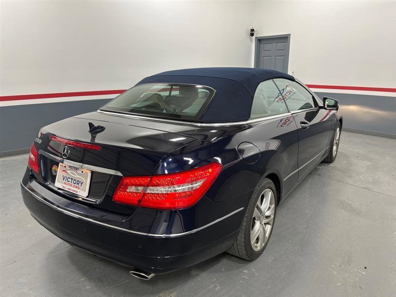 Used 2011 Mercedes-Benz E 350 Cabriolet image 17