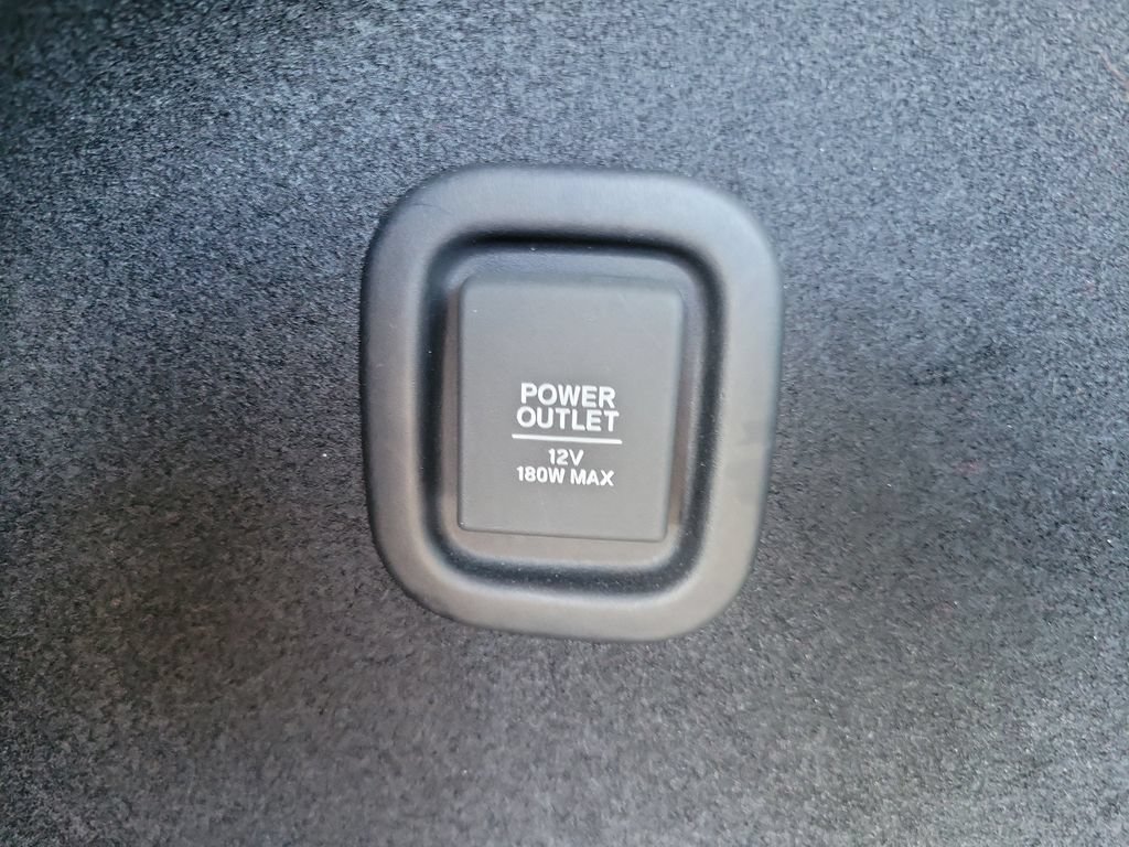 Used 2024 Honda Passport Black Edition image 13