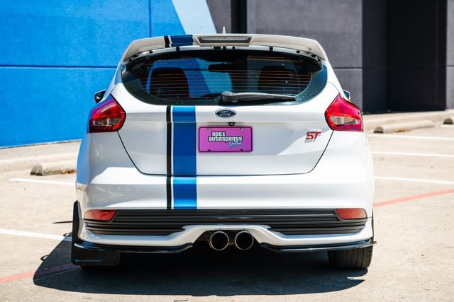 Used 2016 Ford Focus ST image 17