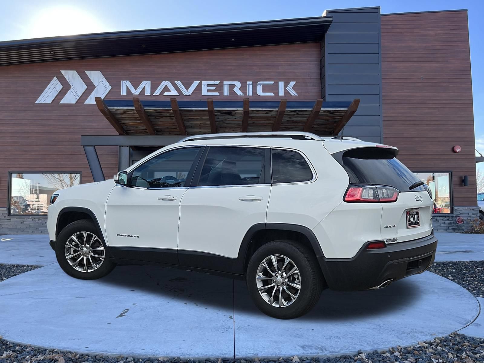 Used 2021 Jeep Cherokee Latitude Lux w/ Comfort/Convenience Group AWD/4WD image 22