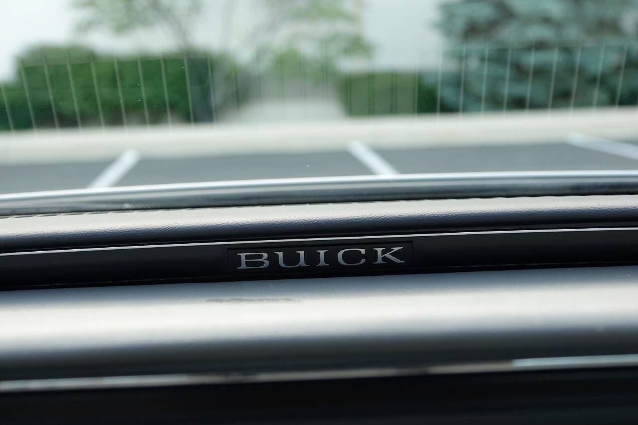 Used 1993 Buick Park Avenue Ultra FWD image 82