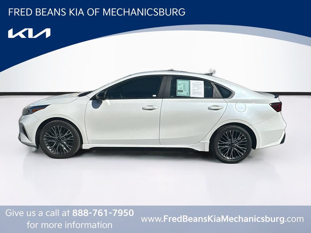Certified 2023 Kia Forte GT-Line FWD image 4