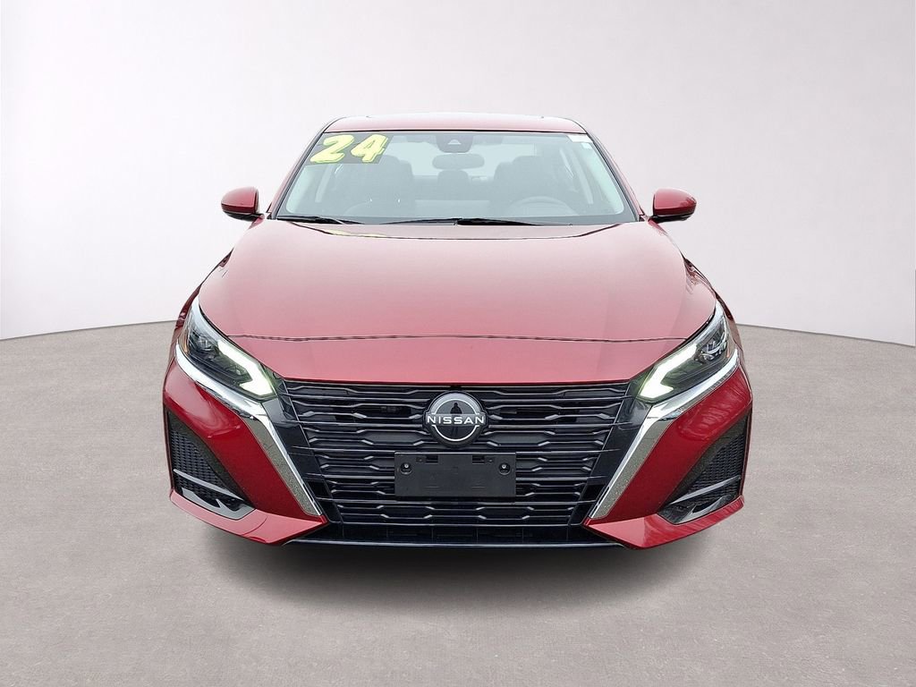 Used 2024 Nissan Altima 2.5 SL image 2