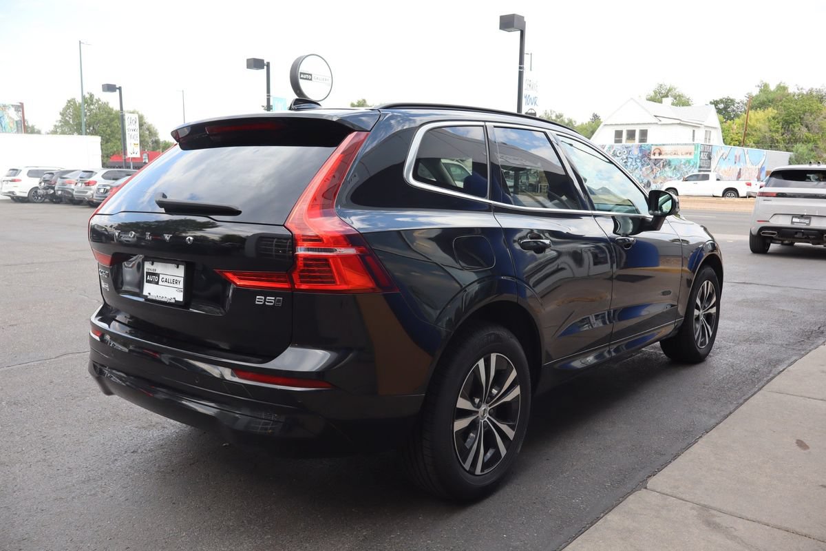 Used 2023 Volvo XC60 B5 Core AWD/4WD image 5
