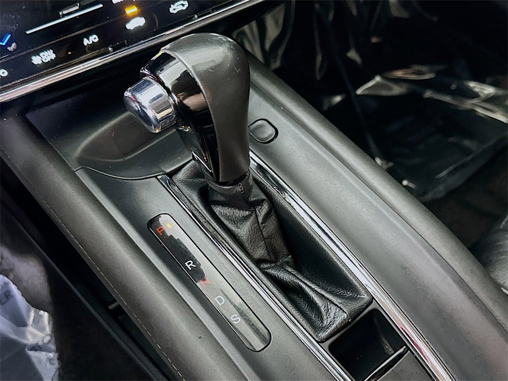 Used 2022 Honda HR-V EX-L image 30