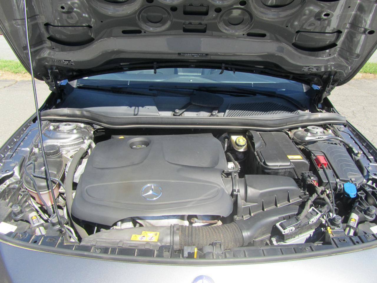 Used 2016 Mercedes-Benz GLA 250 4MATIC image 25