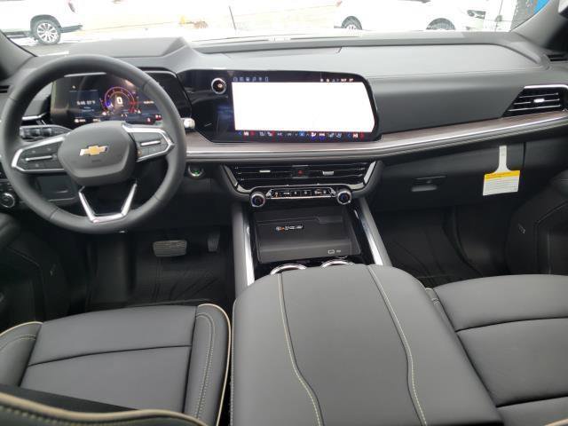 New 2026 Chevrolet Suburban Premier image 14