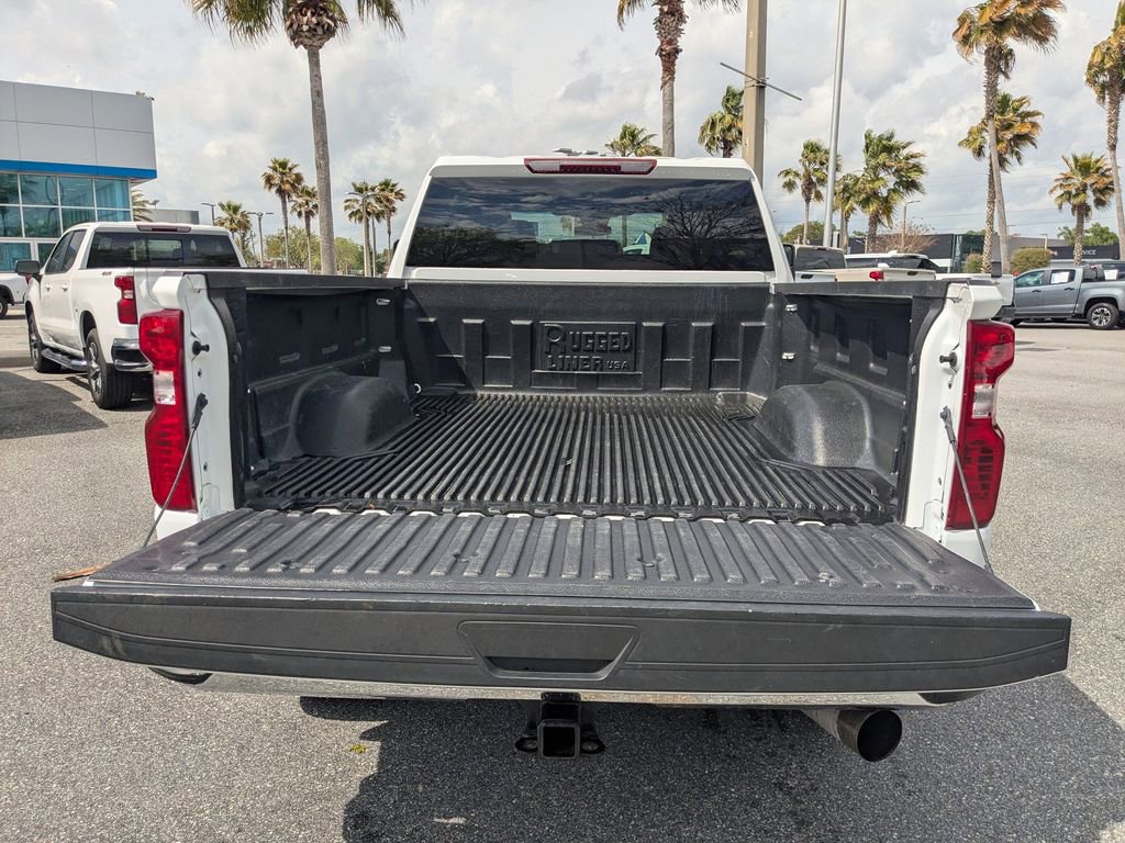 Used 2025 Chevrolet Silverado 2500 LT w/ Convenience Package image 12