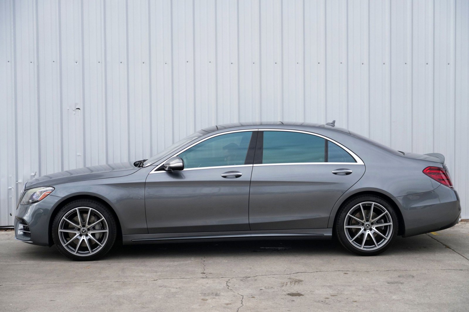 Used 2018 Mercedes-Benz S 560 Sedan image 50