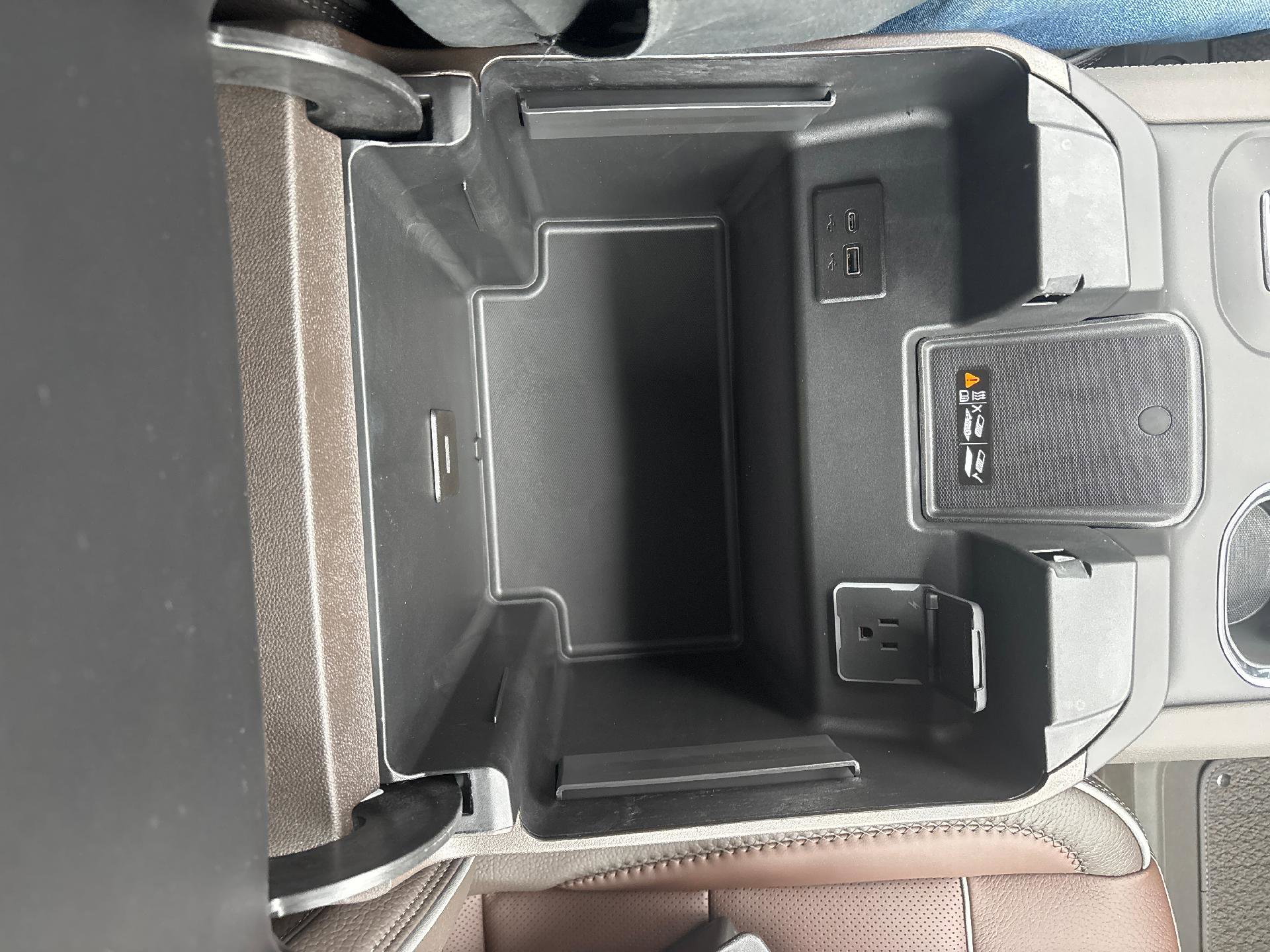 New 2026 GMC Sierra 3500 Denali w/ Technology Package image 21