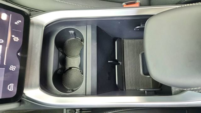 Used 2024 Lucid Air Pure RWD image 51