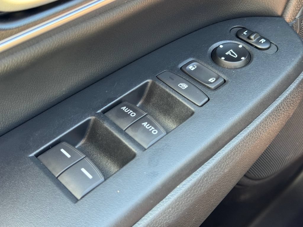 Used 2019 Honda CR-V EX-L image 29