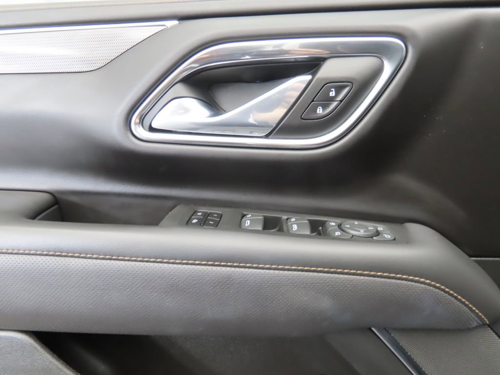 Used 2023 GMC Yukon XL AT4 w/ AT4 Premium Plus Package image 25