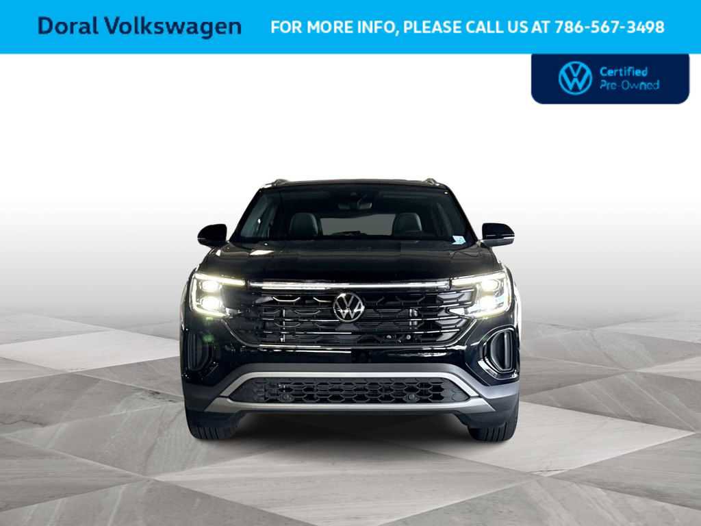 Certified 2024 Volkswagen Atlas Cross Sport SE FWD image 3
