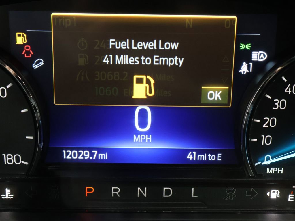 Used 2022 Ford Escape SE w/ Cold Weather Package image 40