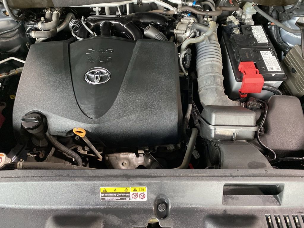Certified 2021 Toyota Highlander LE AWD/4WD image 17